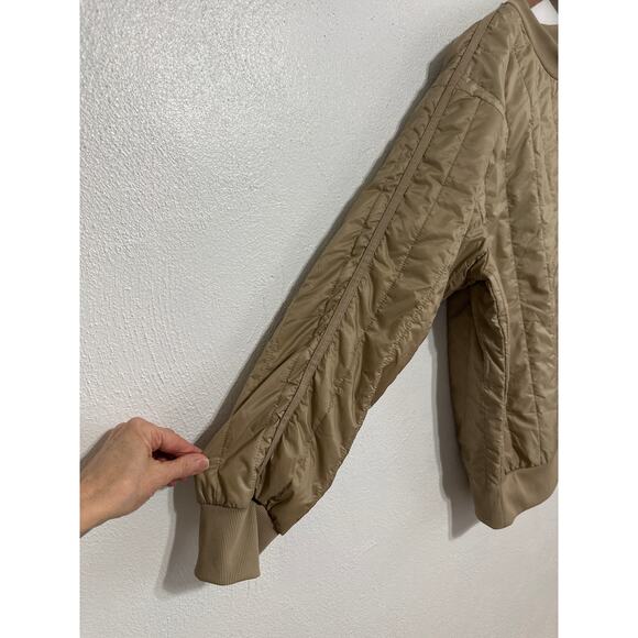 Nike Sportswear Therma-Fit Tech Pack Winterized Crew Pullover Men M Tan Athletic - Picture 3 of 13